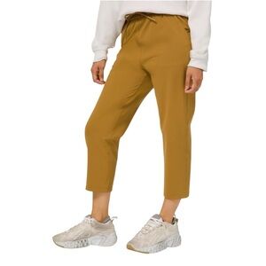 Lululemon Keep Moving Crop 23" Sz 10 Spiced Bronze